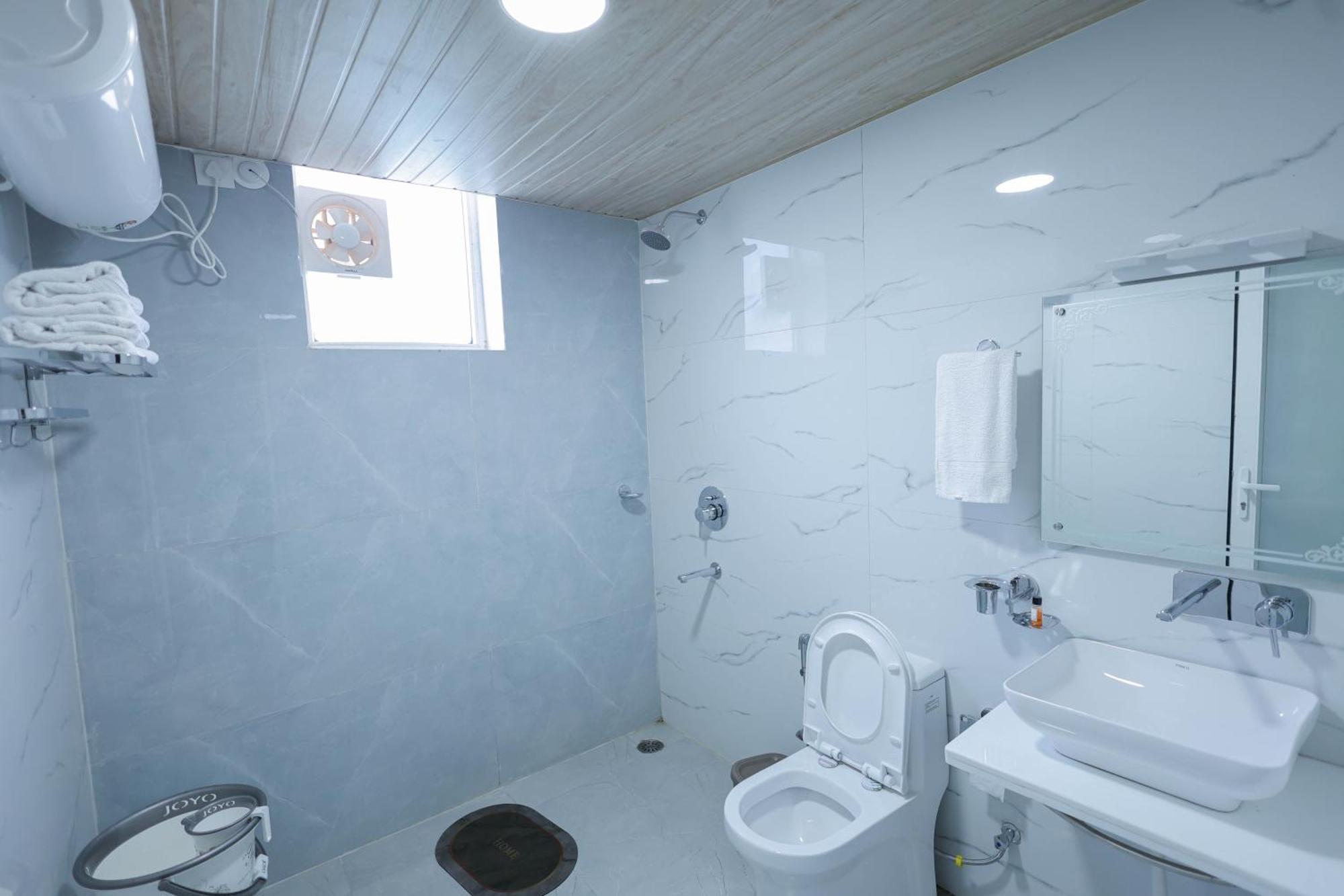 Lansdowne Vacation Homes Екстер'єр фото